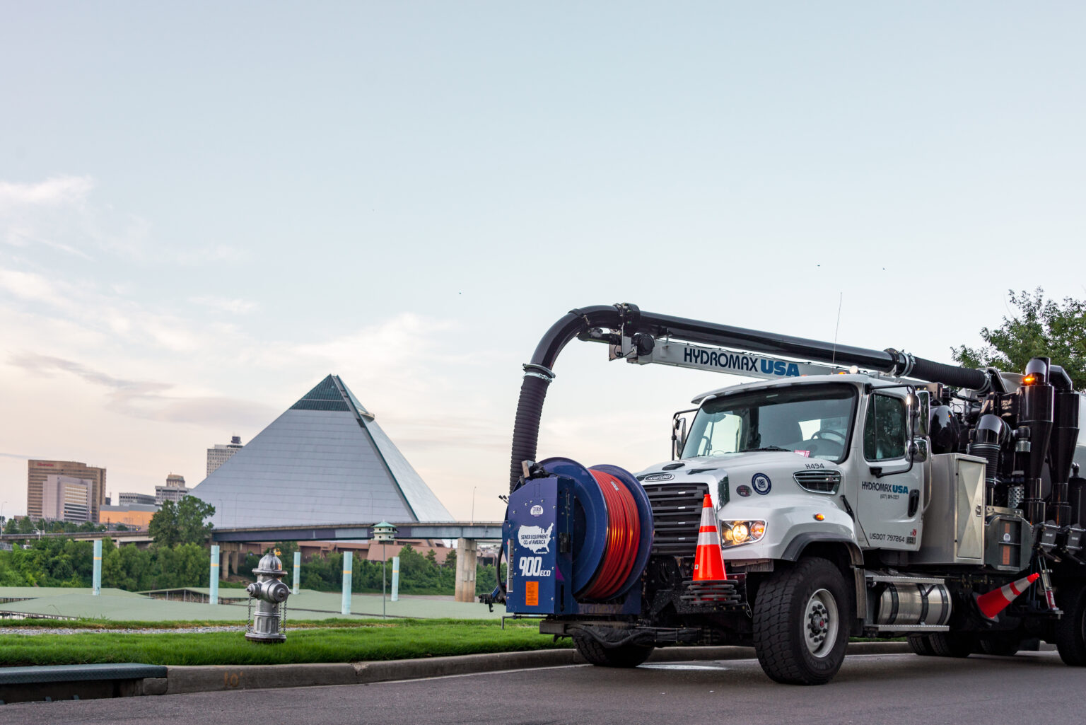 Pipeline Cleaning HydromaxUSA